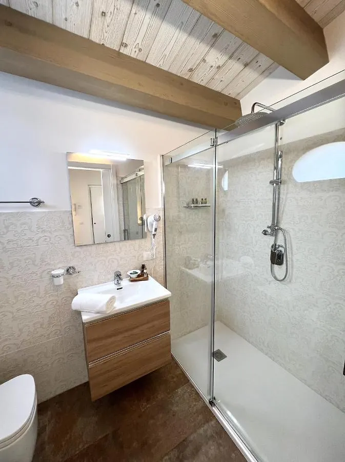 Guest house L'Ulivo Comfort Rooms Terrasini Italy